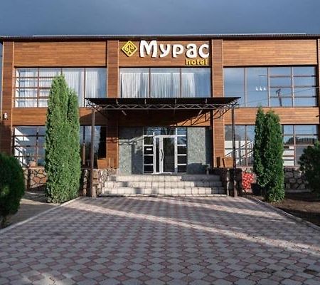 Muras Hotel Karakol Eksteriør bilde
