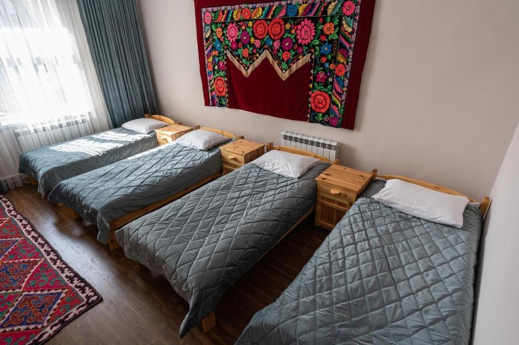 Muras Hotel Karakol Eksteriør bilde